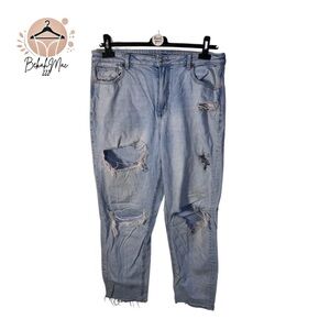 American Eagle Distressed Light Wash Jeans, Size 14